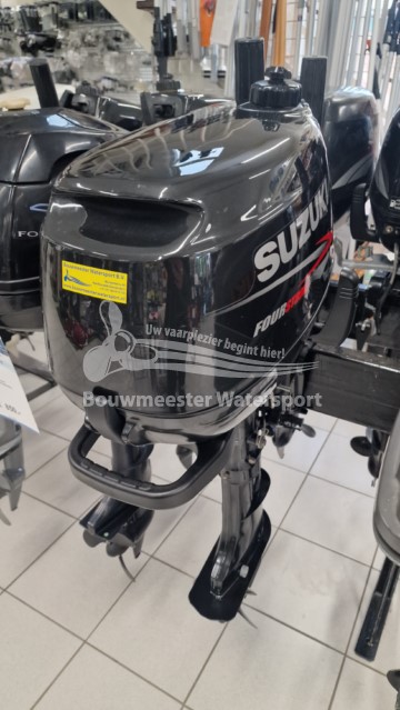 Suzuki DF6