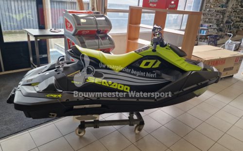 sea-Doo-Spark-Trixx-03